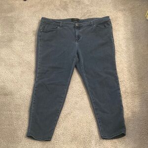 Celebrity Pink Cropped Jeans